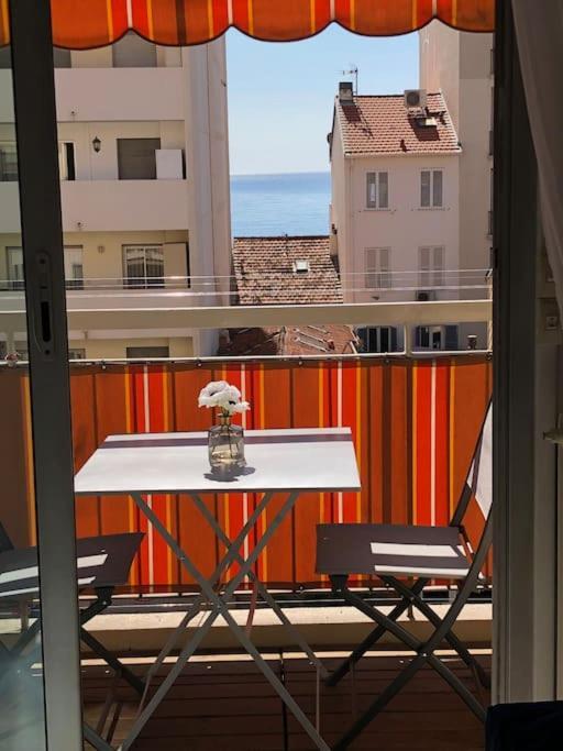 Vue Mer, 2 Pieces Lumineux Nice Exterior photo